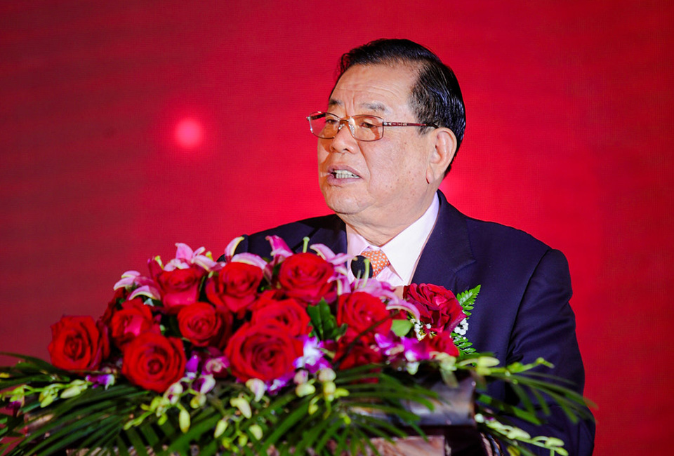 德業(yè)人將用心堅守使命,<br>為實現(xiàn)夢想不懼櫛風(fēng)沐雨、砥礪前行。